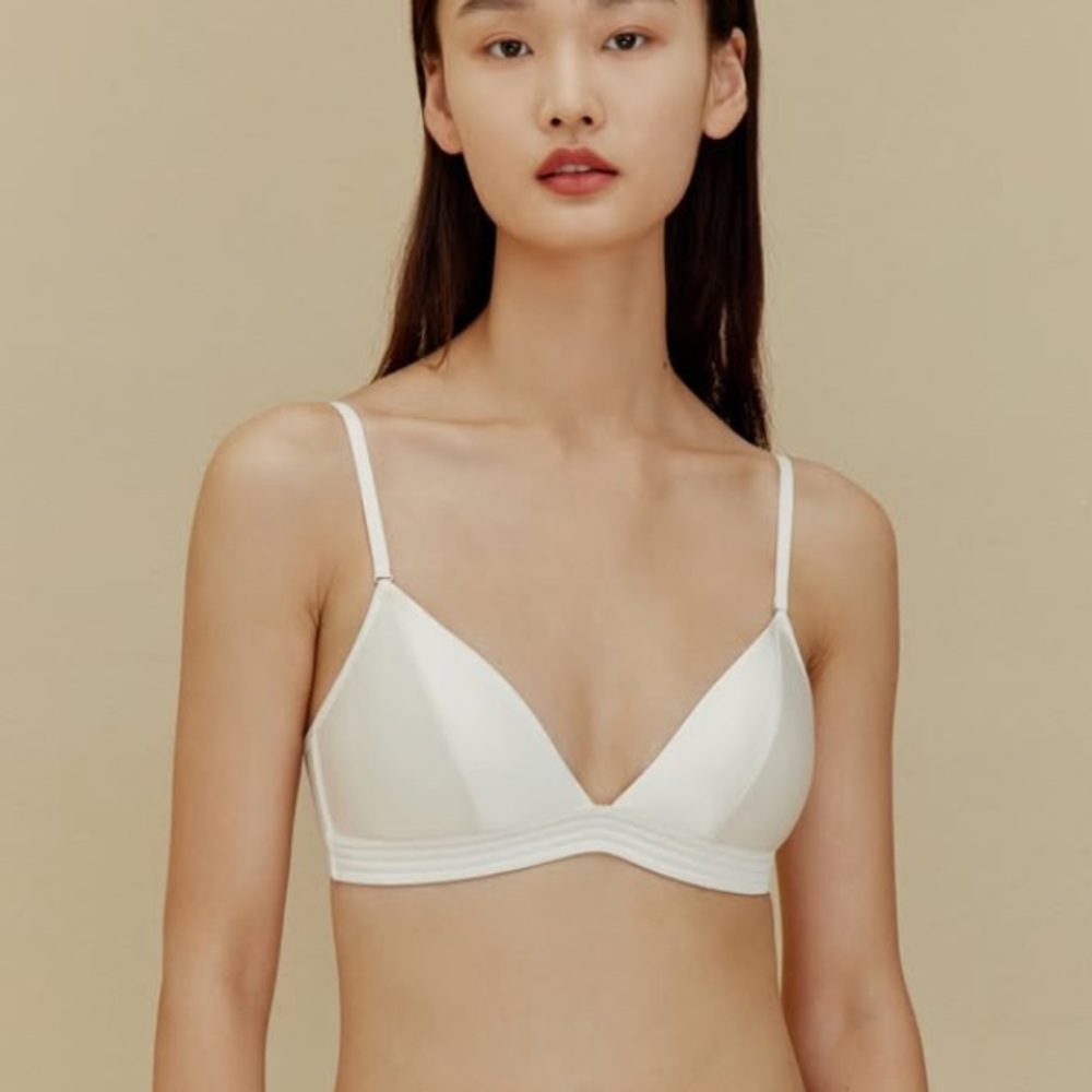 Self Silk Triangle Bra